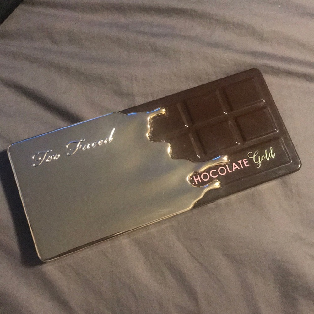 Too faced CHOCOLATE GOLD